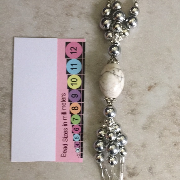 White stone bracelet silver beads 8” - Picture 15 of 16